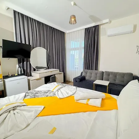 Hotel Alya *